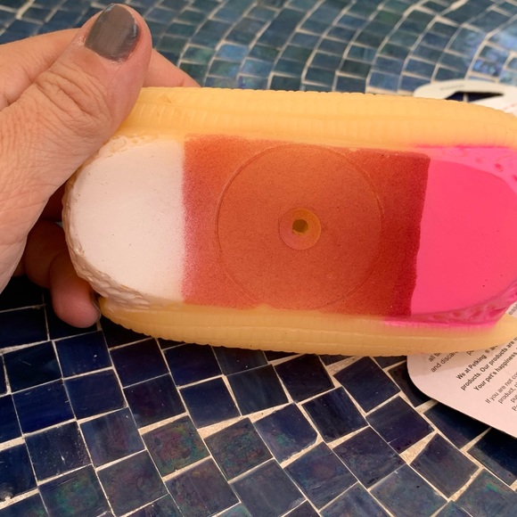 Banana split dog toy with brownie dog toy 2 in 1 lot squeak dog toys - Picture 9 of 9